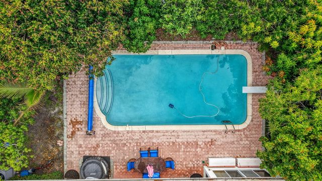 1935 SE 25th Avenue, Fort Lauderdale, FL 33316