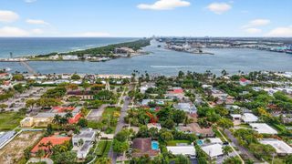 1935 SE 25th Avenue, Fort Lauderdale, FL 33316