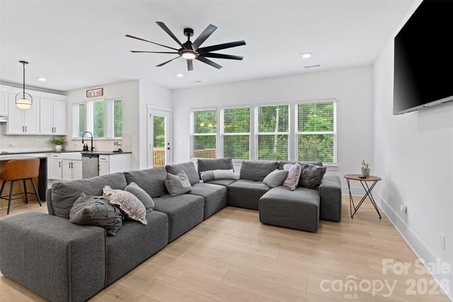 121 Tangle River Drive, Statesville, NC 28677