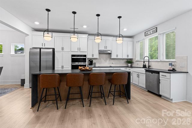 121 Tangle River Drive, Statesville, NC 28677