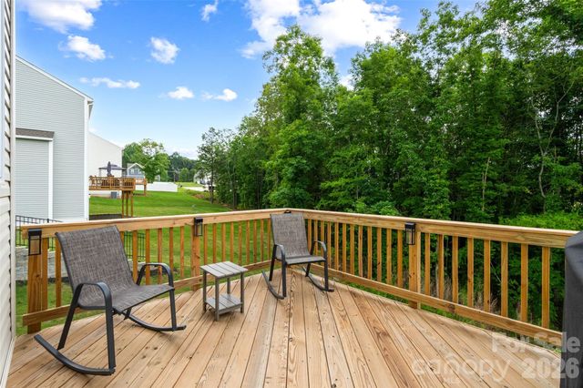 121 Tangle River Drive, Statesville, NC 28677