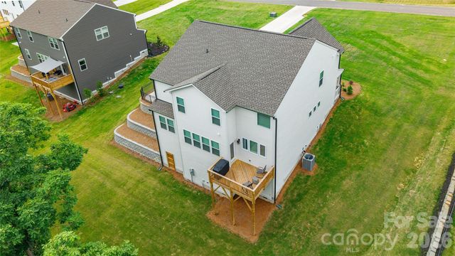 121 Tangle River Drive, Statesville, NC 28677