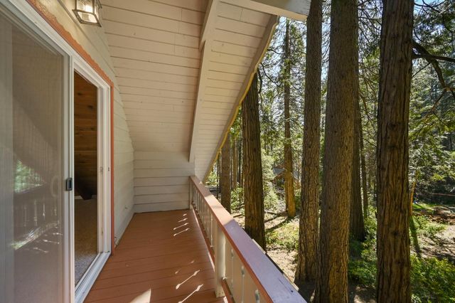 2609 Country Club Dr, Arnold, CA 95223