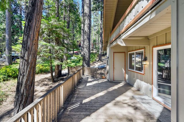 2609 Country Club Dr, Arnold, CA 95223