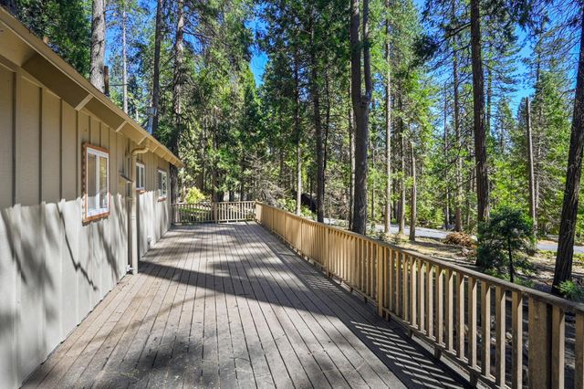 2609 Country Club Dr, Arnold, CA 95223