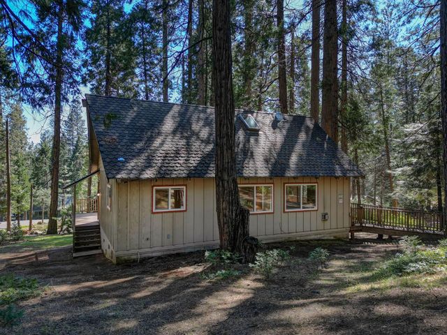 2609 Country Club Dr, Arnold, CA 95223