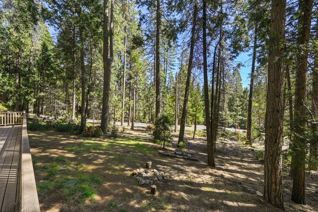 2609 Country Club Dr, Arnold, CA 95223