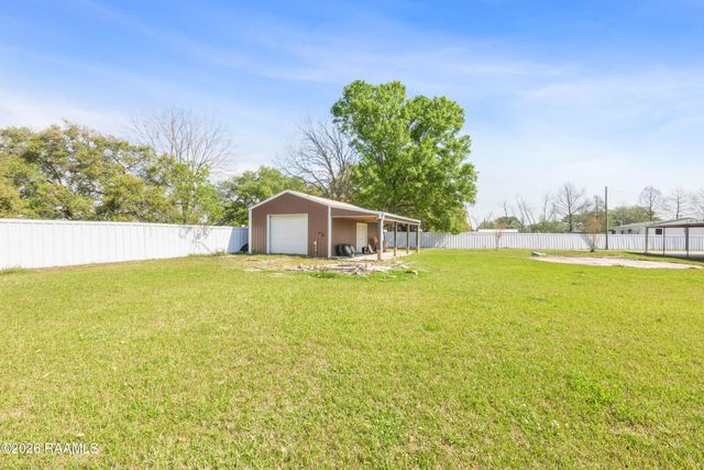 1020 Cyrus Drive, St. Martinville, LA 70582