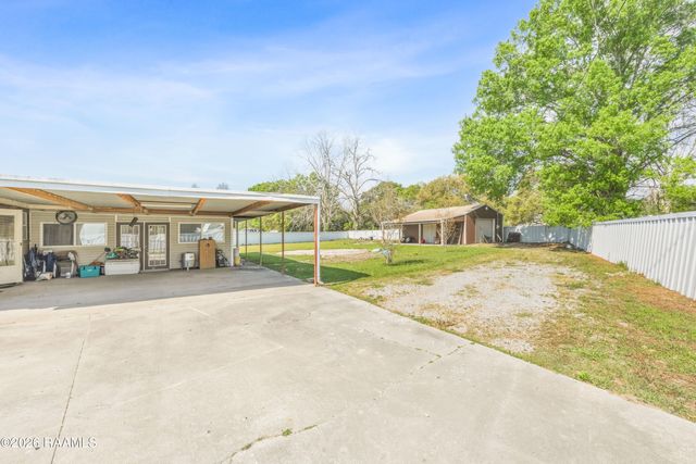 1020 Cyrus Drive, St. Martinville, LA 70582
