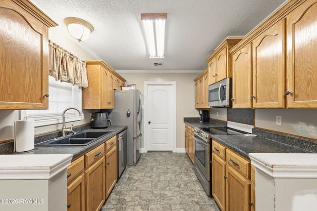 1020 Cyrus Drive, St. Martinville, LA 70582