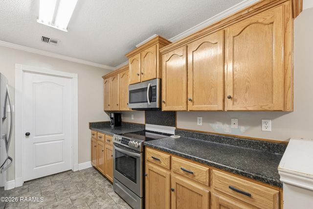 1020 Cyrus Drive, St. Martinville, LA 70582