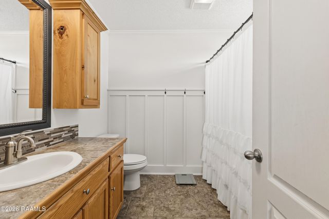 1020 Cyrus Drive, St. Martinville, LA 70582