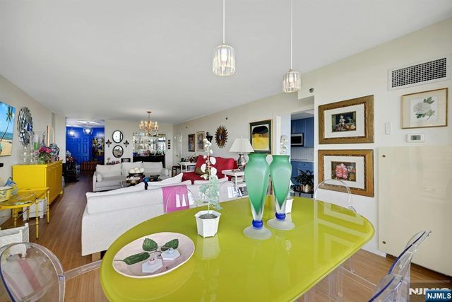 900 Palisade Avenue 17C, Fort Lee, NJ 07024