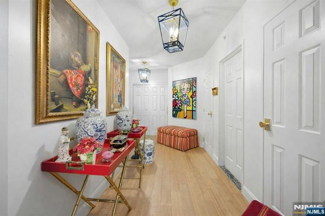 900 Palisade Avenue 17C, Fort Lee, NJ 07024