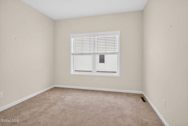 16 Hearthstone Drive, Halfmoon, NY 12118