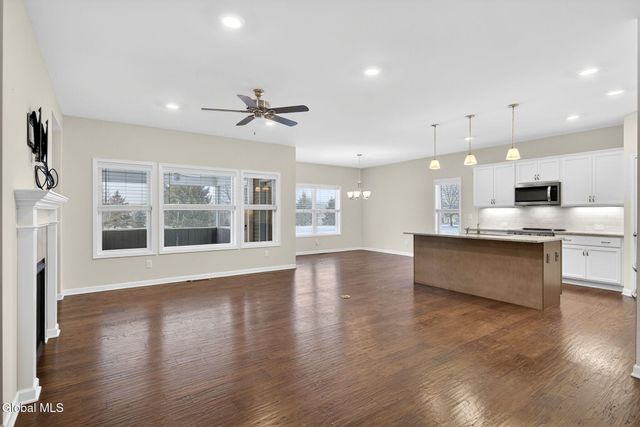 16 Hearthstone Drive, Halfmoon, NY 12118