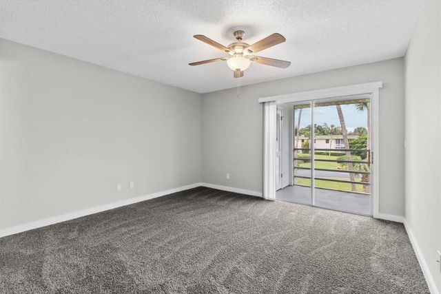 8 Vista Gardens Trail 201, Vero Beach, FL 32962