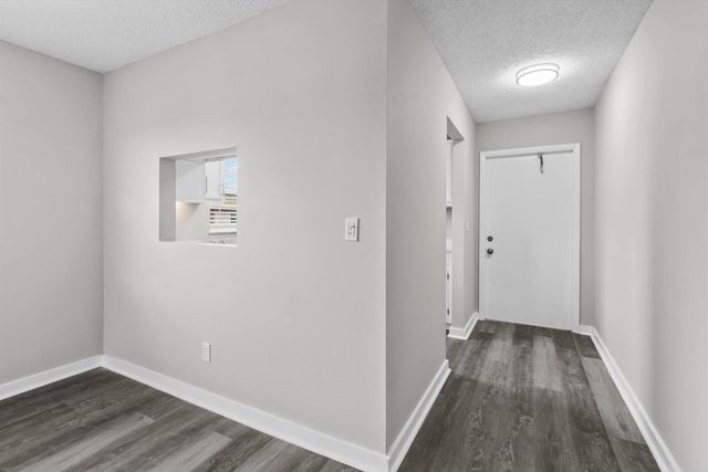 8 Vista Gardens Trail 201, Vero Beach, FL 32962