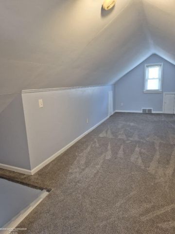 20585 Anita Road, Harper Woods, MI 48225