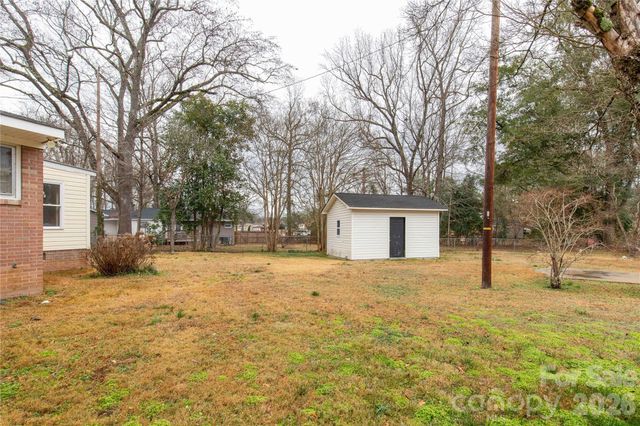 401 N Woodland Drive, Lancaster, SC 29720