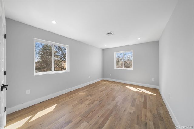 21916 141st Avenue 2, Laurelton, NY 11413