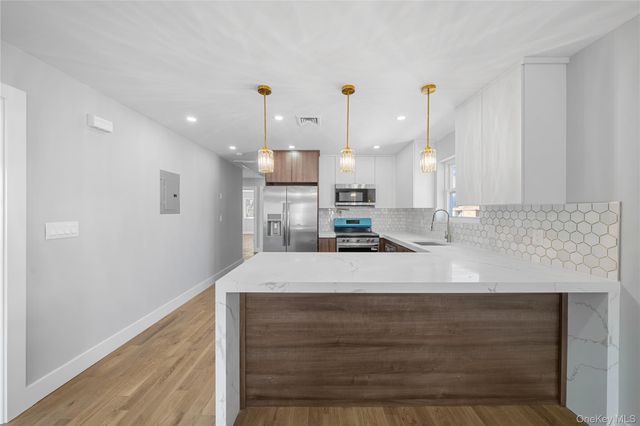 21916 141st Avenue 2, Laurelton, NY 11413