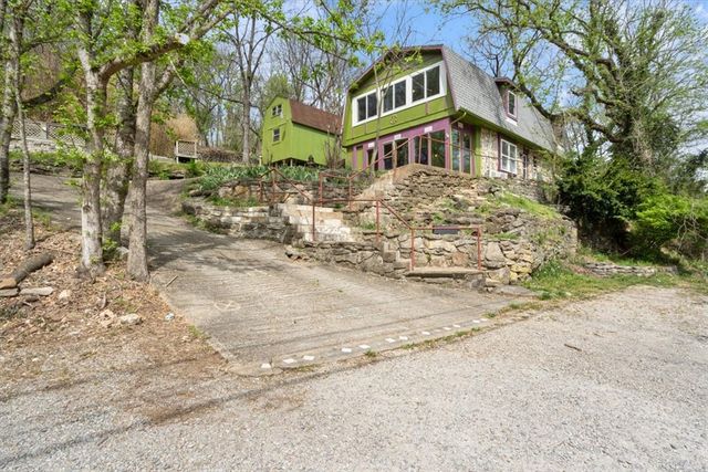 190 Main Street, Eureka Springs, AR 72632
