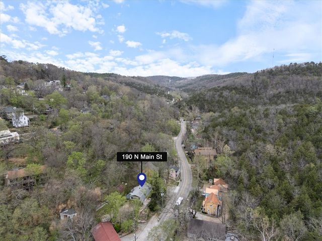190 Main Street, Eureka Springs, AR 72632