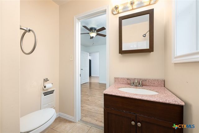 2122 Circle Drive, Copperas Cove, TX 76522