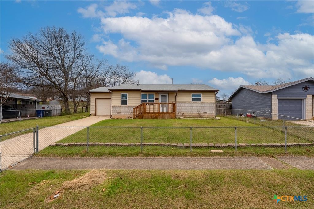 2122 Circle Drive, Copperas Cove, TX 76522