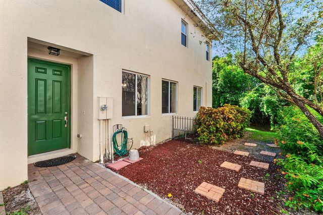 1808 Sonrisa Street, Riviera Beach, FL 33404