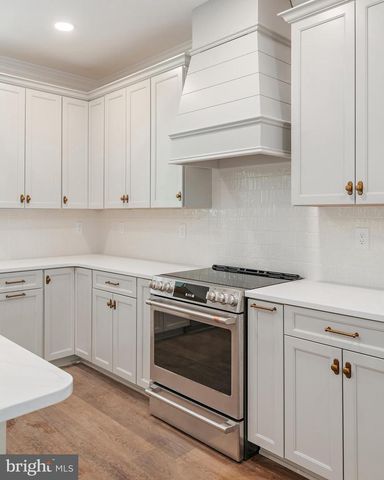 410 5 FARMS DR, Stevensville, MD 21666