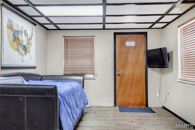 3240 Lynros Drive, St Ann, MO 63074