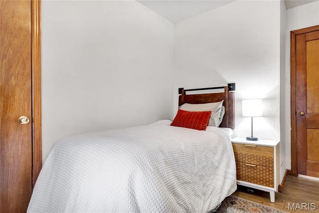 3240 Lynros Drive, St Ann, MO 63074