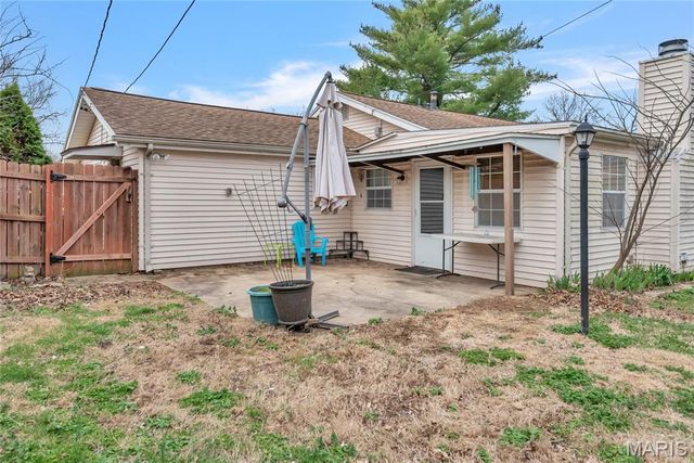 3240 Lynros Drive, St Ann, MO 63074