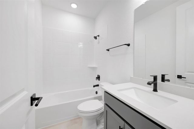 32035 River Birch Lane, Waller, TX 77484