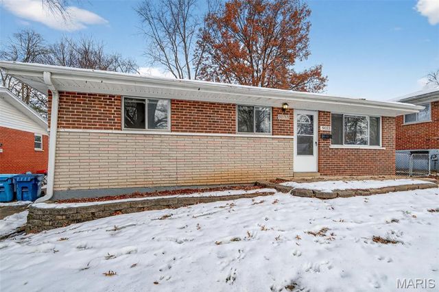 9033 Bobb Avenue, St Louis, MO 63114