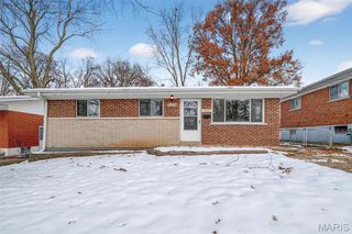 9033 Bobb Avenue, St Louis, MO 63114