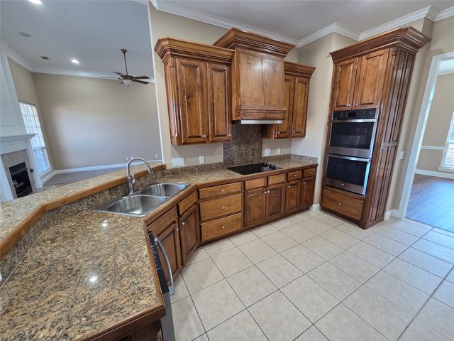 3940 47th Street NE, Paris, TX 75462