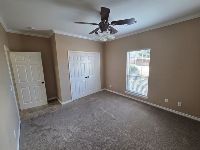 3940 47th Street NE, Paris, TX 75462