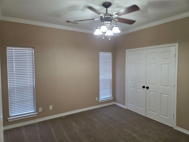 3940 47th Street NE, Paris, TX 75462