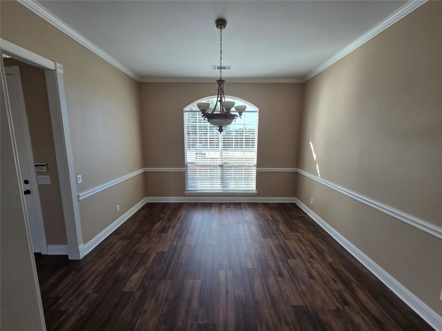 3940 47th Street NE, Paris, TX 75462