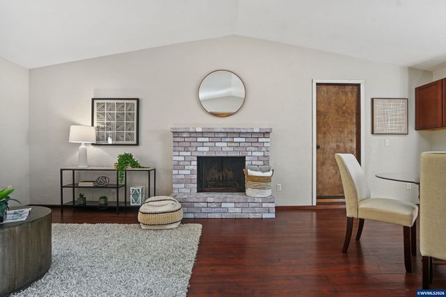 1156 NW Charlemagne Pl, Corvallis, OR 97330