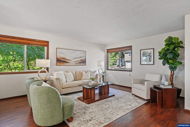1156 NW Charlemagne Pl, Corvallis, OR 97330