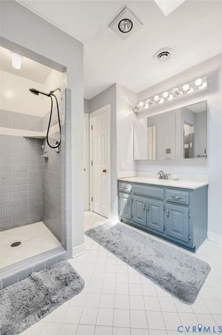 2931 Ellesmere Dr, Midlothian, VA 23113
