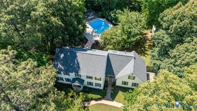 2931 Ellesmere Dr, Midlothian, VA 23113