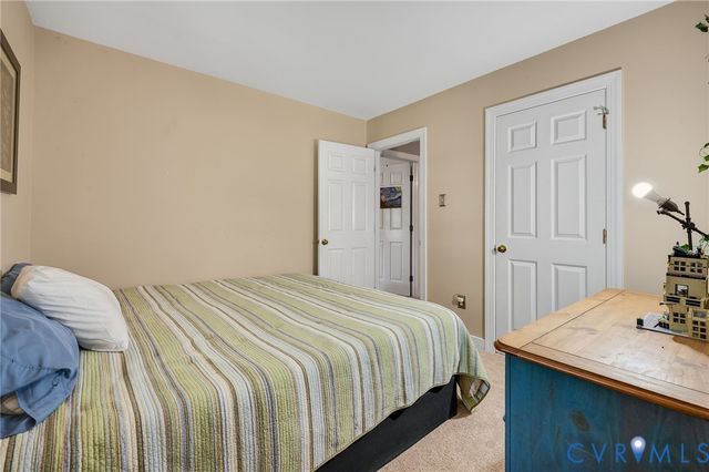 2931 Ellesmere Dr, Midlothian, VA 23113