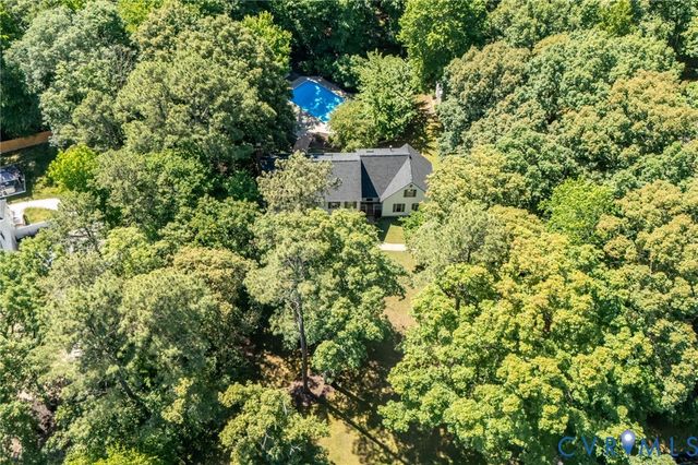 2931 Ellesmere Dr, Midlothian, VA 23113