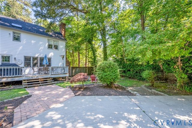 2931 Ellesmere Dr, Midlothian, VA 23113