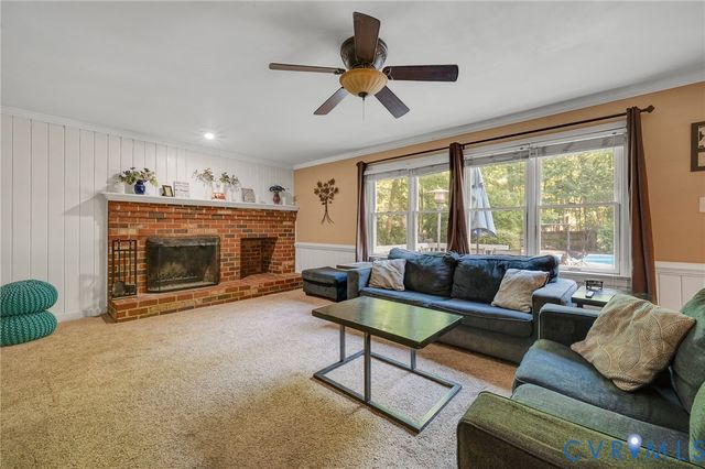2931 Ellesmere Dr, Midlothian, VA 23113